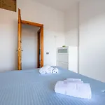 Casabiancomare شقة *
